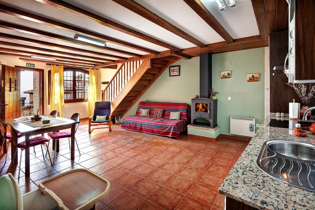 Apartamentos Bellavista Alquezar Room photo