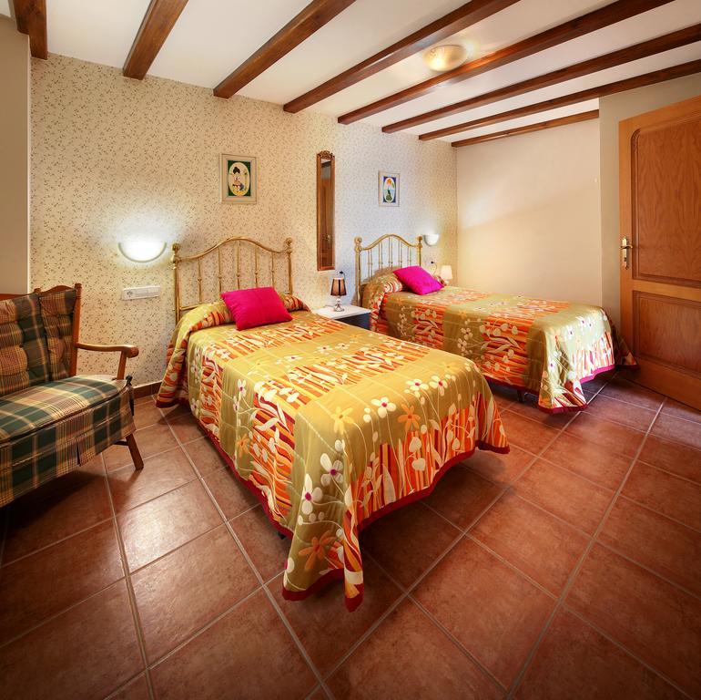 Apartamentos Bellavista Alquezar Room photo